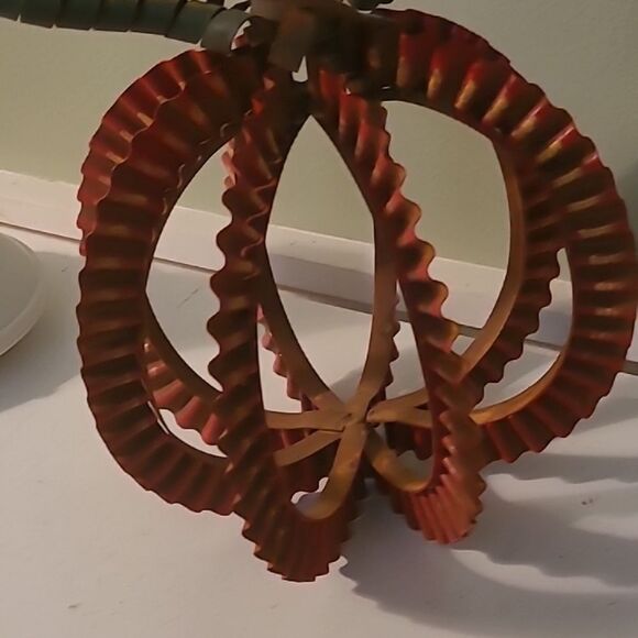 Metal Pumpkin Decoration - Picture 4 of 6